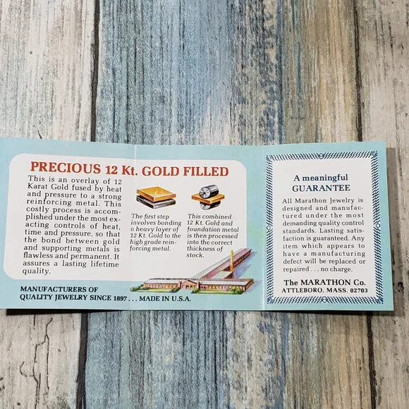 Marathon 12k GF Flower Locket - Picture 15 of 16